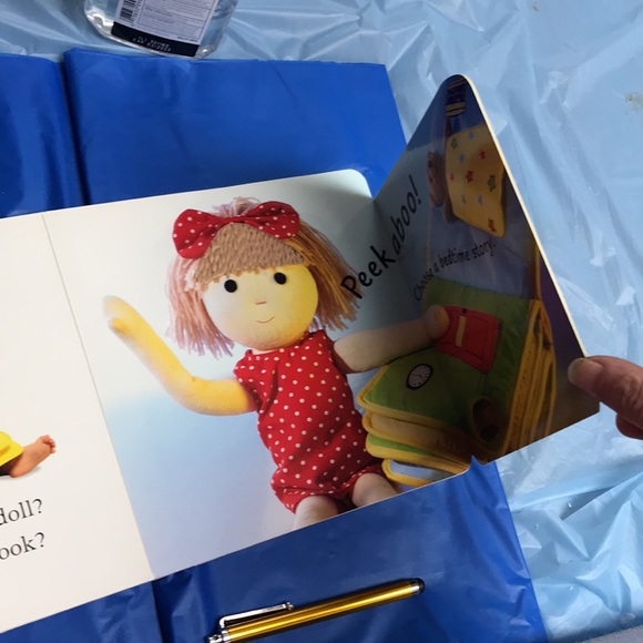 “Bedtime Peekaboo” baby 👶 board book - Picture 11 of 16